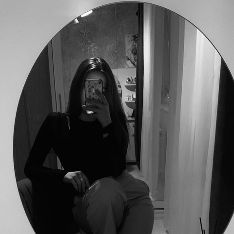 Арина Смирнова